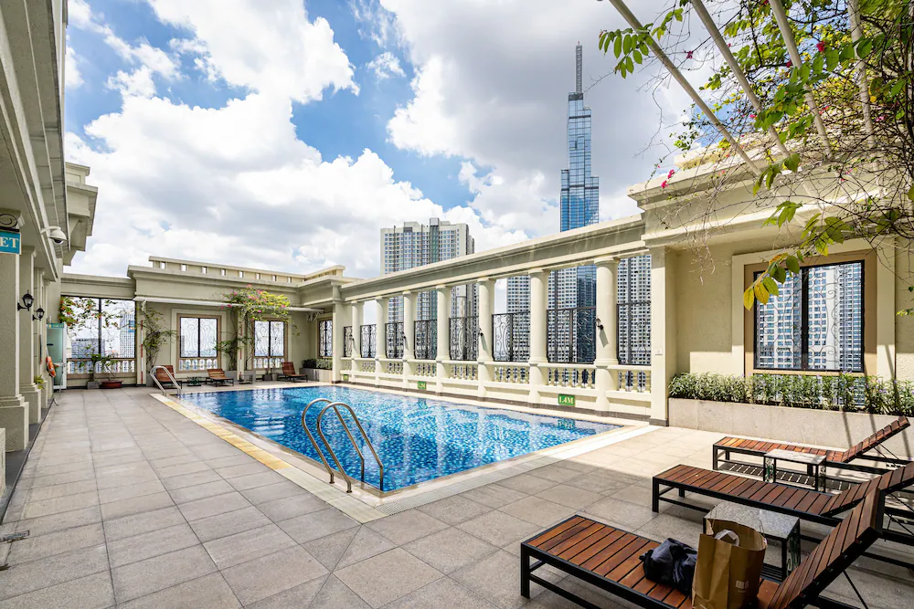 Diny ApartHotel – Free Rooftop Pool